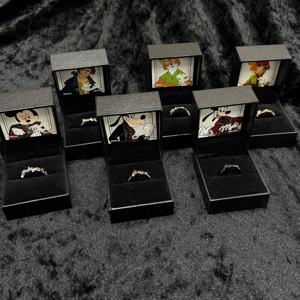 セガ ラッキーくじのクールなディズニーキャラクター雑貨
