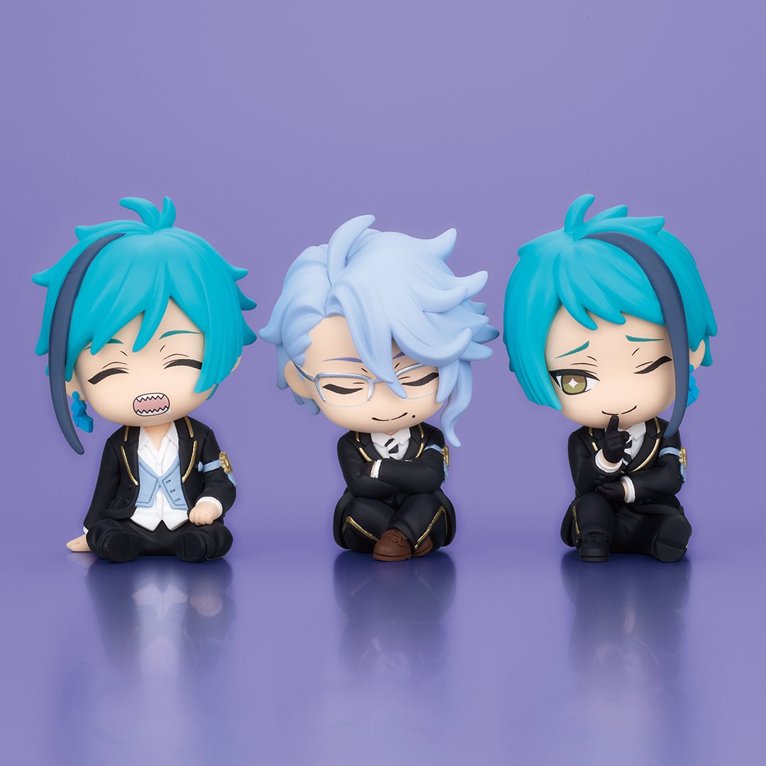 オクタヴィネル寮生とグリムのウトウト姿フィギュア